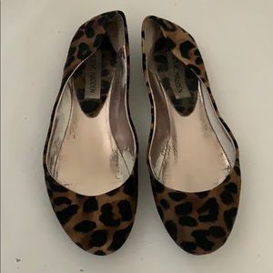 steve madden leopard flats size 6